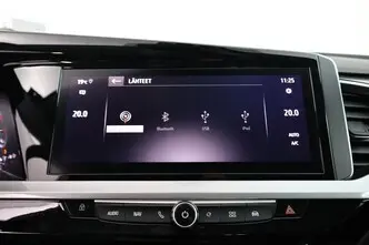 Opel Grandland, 1.6, 147 kW, pistikhübriid, automaat, nelikvedu