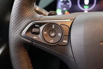 Opel Grandland, 1.6, 147 kW, pistikhübriid, automaat, nelikvedu