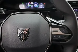 Peugeot 408, 1.6, 165 kW, plug-in hybrid, automatic, front-wheel drive