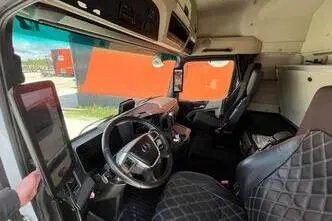 Mercedes-Benz Actros, 460 kW, дизель, автомат