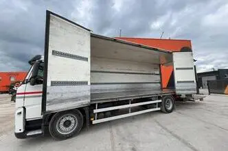 Volvo FM 330 4x2, 248 kW, дизель, автомат
