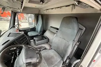Volvo FM 330 4x2, 248 kW, дизель, автомат