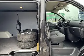 Opel Vivaro, 1.6, 107 kW, дизель, механическая, передний привод