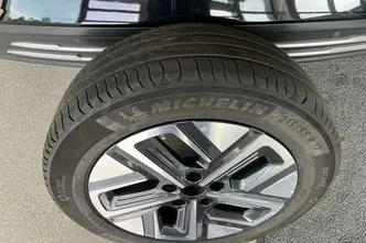 Hyundai Kona, electric, automatic, front-wheel drive