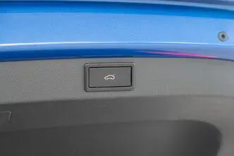 Škoda Karoq, 2.0, 110 kW, дизель, автомат, полный привод