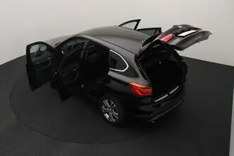 BMW X1, 2.0, 141 kW, bensiin, automaat, esivedu