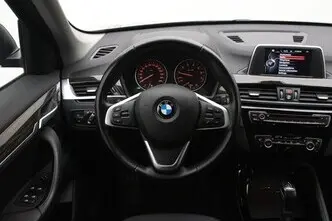 BMW X1, 2.0, 141 kW, bensiin, automaat, esivedu