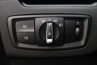 BMW X1, 2.0, 141 kW, bensiin, automaat, esivedu