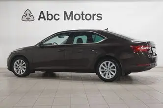 Škoda Superb, 2.0, 110 kW, дизель, автомат, передний привод