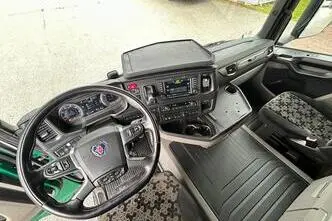 Scania R650, 478 kW, diesel, automatic