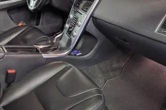 Volvo XC60, 2.4, 162 kW, diesel, automatic, four-wheel drive