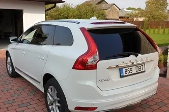 Volvo XC60, 2.4, 162 kW, diesel, automatic, four-wheel drive