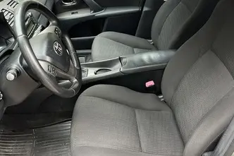 Toyota Avensis, 2.0, 93 kW, дизель, механическая, передний привод