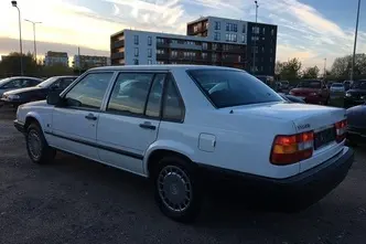 Volvo 940, 96 kW, petrol, automatic, rear-wheel drive