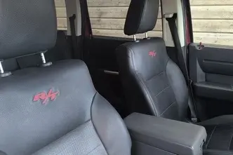 Dodge Nitro, 2.8, 130 kW, diesel, automatic, four-wheel drive