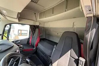 Volvo FH460, 345 kW, дизель, автомат