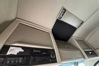 Volvo FH460, 345 kW, дизель, автомат