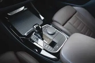 BMW X3, 2.0, 140 kW, hübriid, automaat, nelikvedu