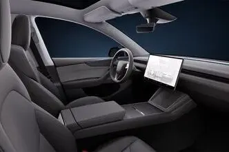 Tesla Model Y, 378 kW, электричество, автомат, полный привод