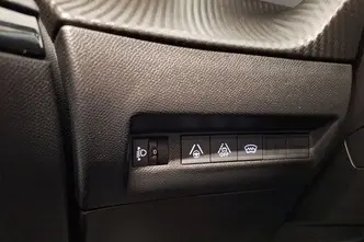 Peugeot 2008, 1.2, 96 kW, bensiin, automaat, esivedu