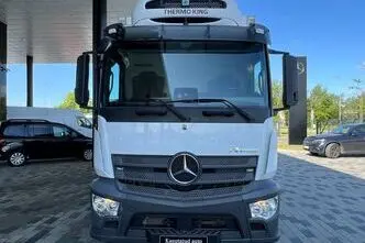 Mercedes-Benz Antos, 7.7, 220 kW, дизель, автомат, задний привод