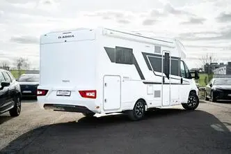 Adria Matrix Axess 640 DC, 2.2, 103 kW, diesel, manual, front-wheel drive