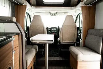 Adria Matrix Axess 640 DC, 2.2, 103 kW, diesel, manual, front-wheel drive