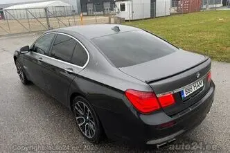 BMW 730, 3.0, 180 kW, diesel, automatic, rear-wheel drive