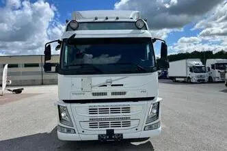 Volvo FM330, 251 kW, дизель, автомат