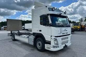 Volvo FM330, 251 kW, дизель, автомат