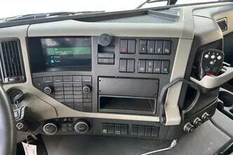 Volvo FM330, 251 kW, дизель, автомат