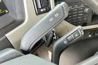 Volvo FM330, 251 kW, дизель, автомат