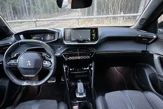 Peugeot 2008, 1.2, 96 kW, bensiin, automaat, esivedu