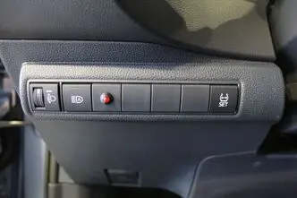 Toyota Corolla, 1.5, 92 kW, бензин, механическая, передний привод