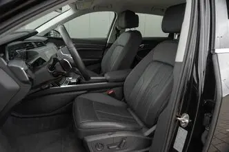 Audi e-tron, 300 kW, elekter, automaat, nelikvedu