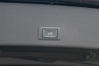 Audi e-tron, 300 kW, elekter, automaat, nelikvedu