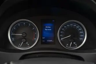 Toyota Corolla, 1.6, 97 kW, бензин, механическая, передний привод