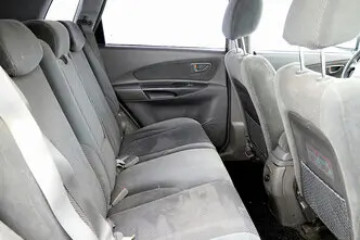 Hyundai Tucson, 2.0, 83 kW, diesel, manual, four-wheel drive