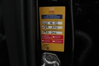 Volvo V60, 2.0, 120 kW, гибрид, автомат, передний привод