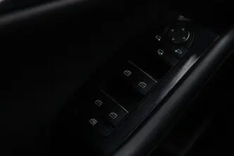 Mazda 3, 2.0, 132 kW, hübriid, automaat, esivedu