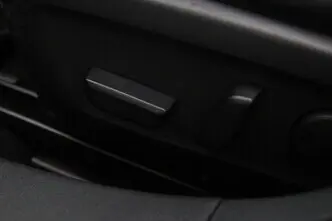 Mazda 3, 2.0, 132 kW, hübriid, automaat, esivedu