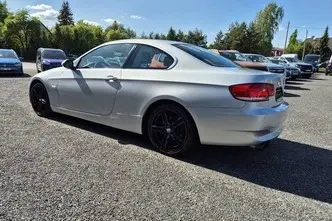 BMW 325, 3.0, 160 kW, petrol, manual, rear-wheel drive