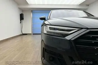 Audi A8, 3.0, 250 kW, hybrid, automatic, four-wheel drive
