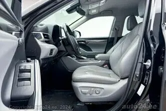 Toyota Highlander, 2.5, 140 kW, hübriid, automaat, nelikvedu