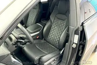 Audi Q8, 3.0, 250 kW, hybrid, automatic, four-wheel drive