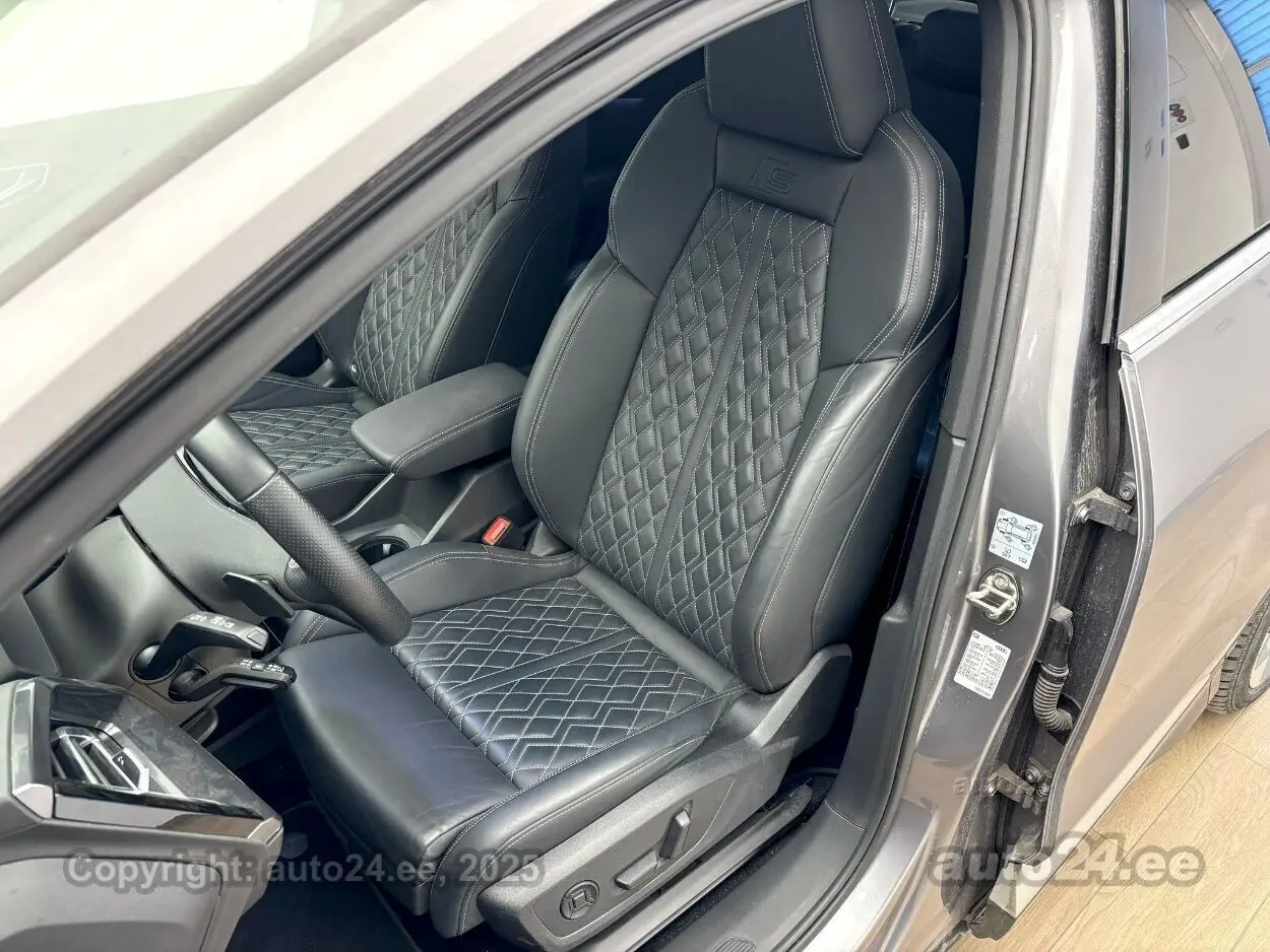 Audi Q4 e-tron, 70 kW, elekter, automaat, tagavedu