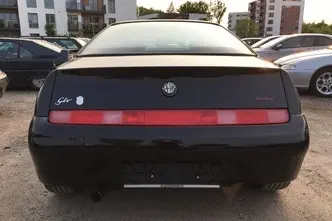 Alfa Romeo GTV, 122 kW, бензин, механическая, передний привод