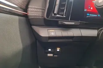 Renault Megane, 160 kW, электричество, автомат, передний привод
