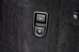 BMW 520, 2.0, 140 kW, diisel, automaat, tagavedu