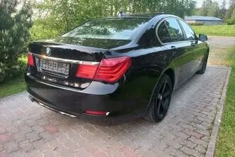 BMW 730, 3.0, 180 kW, diesel, automatic, rear-wheel drive